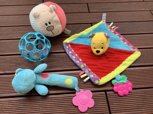 Zdjęcie oferty: Disney Kubuś Puchatek my first Nici oball zabawki