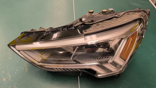 Zdjęcie oferty: Audi Q3 83A Ful Led lewy USA  83A941033B