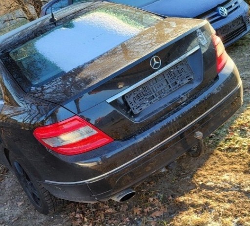 Zdjęcie oferty: Zderzak tył mercedes w204 sedan C197