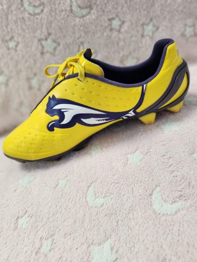 Zdjęcie oferty: Buty piłkarskie korki Puma King V1.11 rozm.42