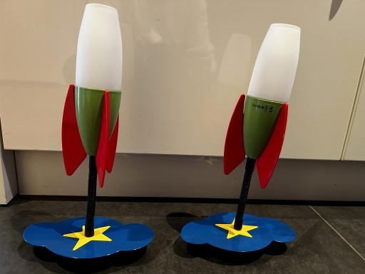 Zdjęcie oferty: 2 kinkiety rakiety kosmiczne do pokoju dziecięcego