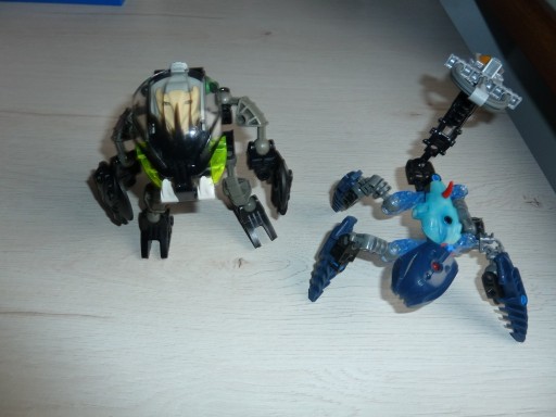 Zdjęcie oferty: lego Bionicle 8561 i 8932 