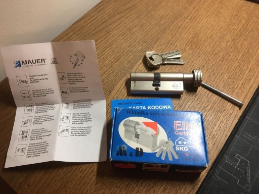 Zdjęcie oferty: Wkładka zamka bębenkową niklowa z gałką M&D Mauer 