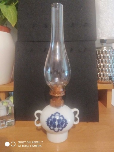 Zdjęcie oferty: Lampa naftowa, zbiornik porcelanowy, huta Bogudzice.