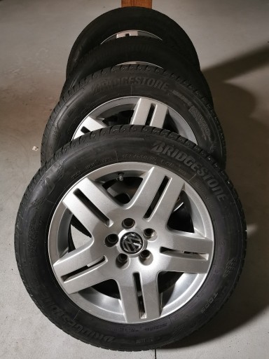 Zdjęcie oferty: VW Golf, Polo ORYG. felgi '15 + 2020r Bridgestone