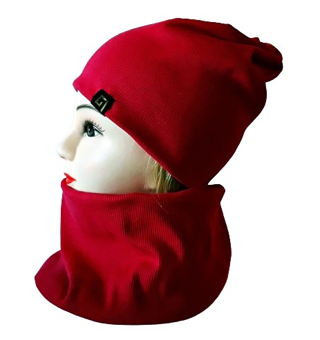 Zdjęcie oferty: Czerwony komplet czapka i komin z modną taśmą