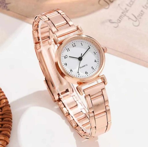 Zdjęcie oferty: Damski luksusowy zegarek na rękę kwarcowy