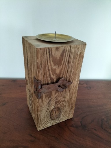 Zdjęcie oferty: Drewniane świeczniki ręcznie robione 