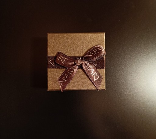 Zdjęcie oferty: Pudełko Apart magnetyczne 5x5x4cm biżuteria 