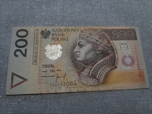 Zdjęcie oferty: 200zł banknot 1994 rok seria YB