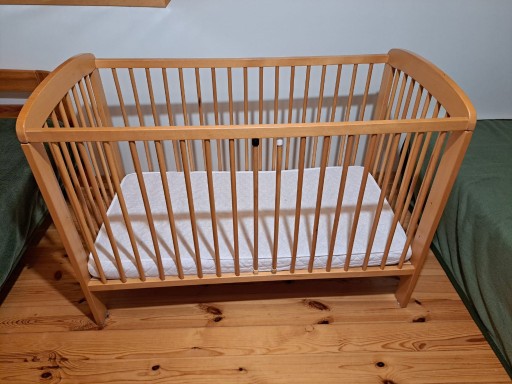 Zdjęcie oferty: Łóżeczko drewniane 120x60 BUK niemowlęce
