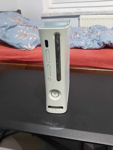 Zdjęcie oferty: Xbox 360 fat 60GB HDMI z zasilaczem