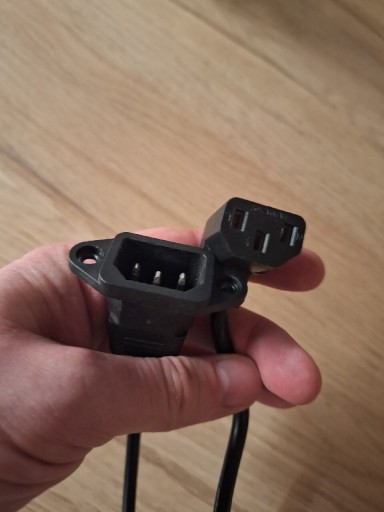 Zdjęcie oferty: Adapter kabla zasilajacego do komputera 