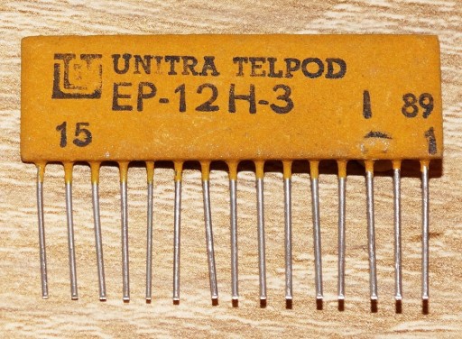 Zdjęcie oferty: Układ scalony hybrydowy EP-12H3 wzmacniacz o wejściu OR UNITRA TELPOD