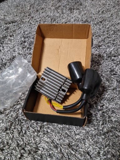 Zdjęcie oferty: Regulator napięcia cbr 1000rr