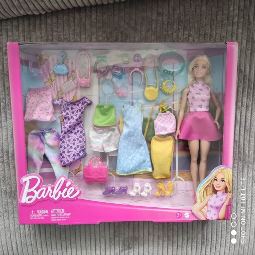 Zdjęcie oferty: Barbie z akcesoriami HKB07