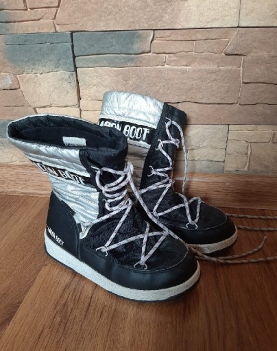 Zdjęcie oferty: Buty śniegowce 34 MOON BOOT