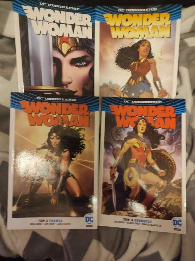 Zdjęcie oferty: DC odrodzenie Wonder Woman 1-4