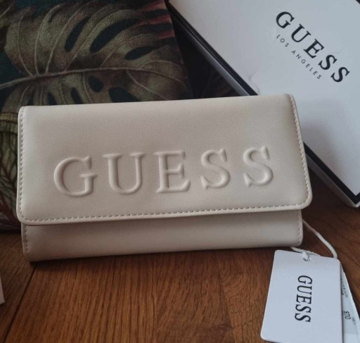 Zdjęcie oferty: Portfel damski Guess 