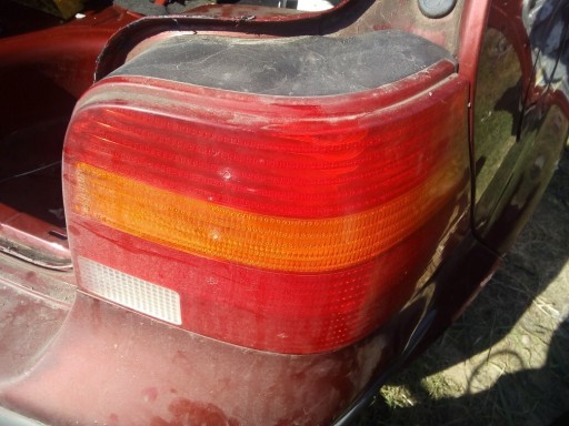 Zdjęcie oferty: Wolkswagen golf 4 lampa lewa tył 