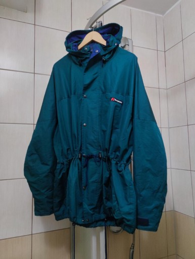 Zdjęcie oferty: Męska kurtka berghaus XL wiatrówka Gore tex UK 