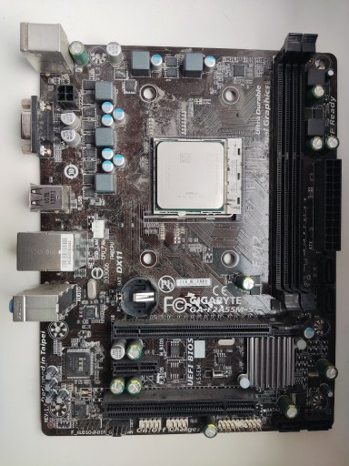 Zdjęcie oferty: Gigabyte GA-F2A55M-S1 z procesorem AMD A4-5300