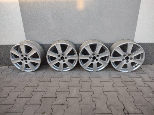 Zdjęcie oferty: Alufelgi BORBET 5x114.3 ET38 17 cali Nissan Toyota