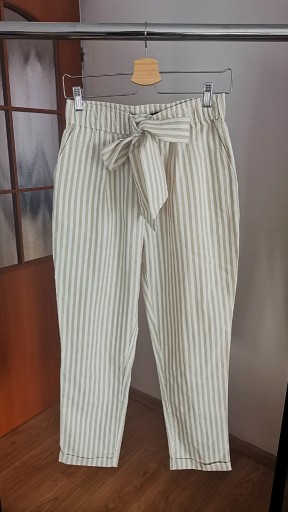 Zdjęcie oferty: Spodnie paski beżowe ZARA XS wiązane luźne lato