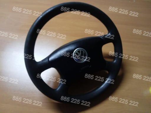 Zdjęcie oferty: kierownica 4 ramienna vw skoda audi airbag