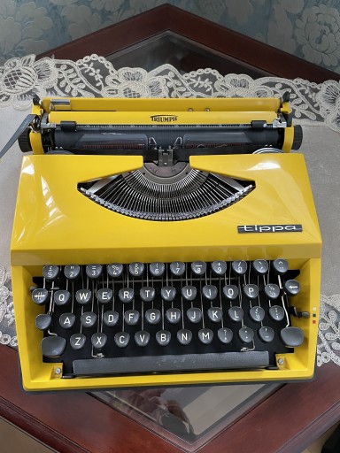 Zdjęcie oferty: Maszyna do pisania TRIUMPH TIPPA