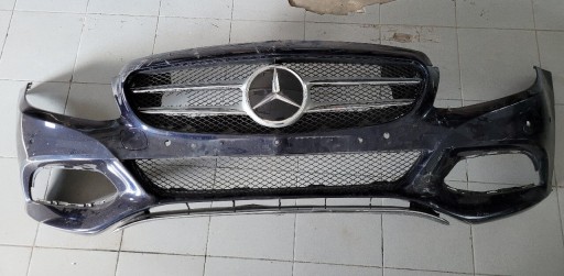 Zdjęcie oferty: Mercedes c w205 zderzak przedni