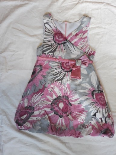 Zdjęcie oferty: Super sukienka w kwiaty roz 104 George