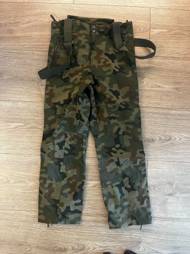 Zdjęcie oferty: Spodnie ubrania ochronnego Gore-tex wzór 128/MON