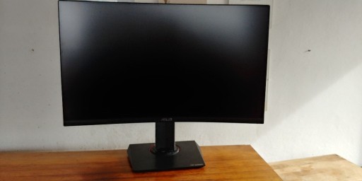 Zdjęcie oferty: Monitor Asus Tuf Vg32vq 144hz zakrzywiony 32"