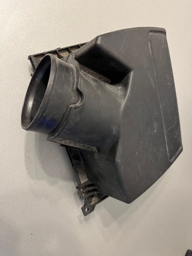 Zdjęcie oferty: Górna osłona filtru powietrza Ford Edge 3.5L USA