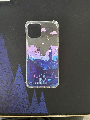 Zdjęcie oferty: Etui iPhone 11 / 12 / 13 Anime