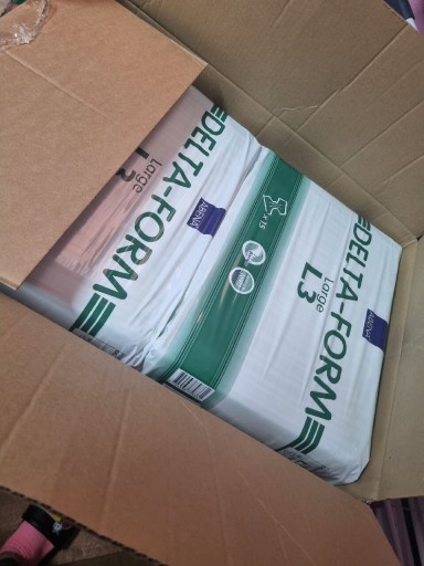 Zdjęcie oferty: Pampersy dla seniora Delta form L3 4 paczki karton