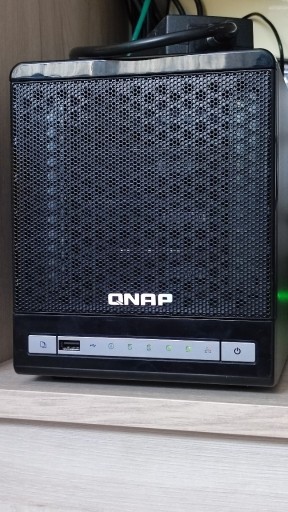 Zdjęcie oferty: Serwer plików NAS QNAP TS-409 PRO