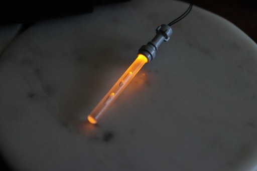 Zdjęcie oferty: Lightailing Miecz Świetlny LEGO z LED żółty