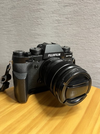 Zdjęcie oferty: Aparat bezlusterkowy Fujifilm X-T2 komplet + Grip