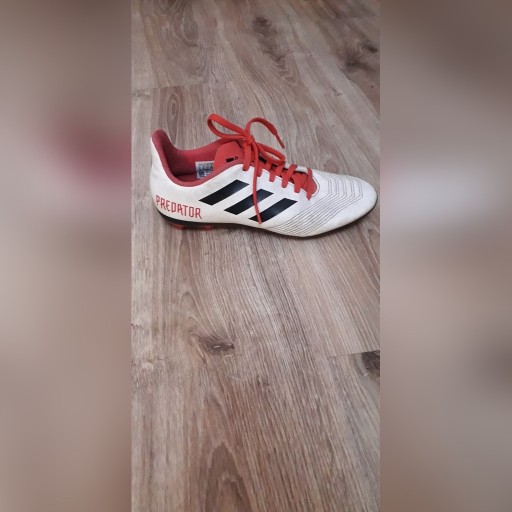 Zdjęcie oferty: Korki Piłkarskie Predator Adidas