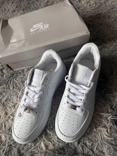 Zdjęcie oferty: Buty męskie Nike Air Force 1 rozmiar 43