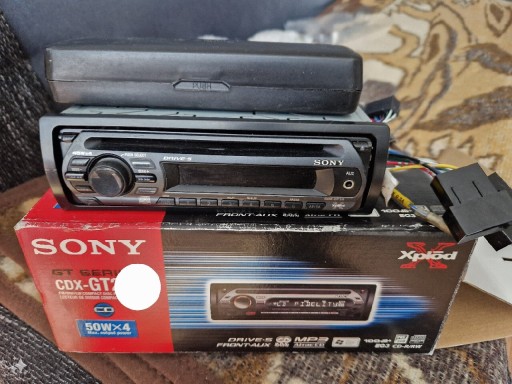 Zdjęcie oferty: Radioodtwarzacz Sony CDX GT111