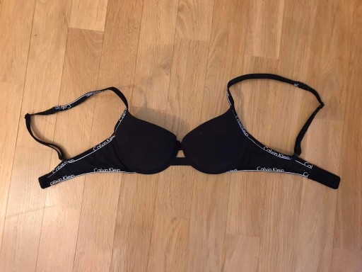 Zdjęcie oferty: Biustonosz push up 70B Calvin Klein