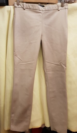 Zdjęcie oferty: Spodnie do kostek Zara