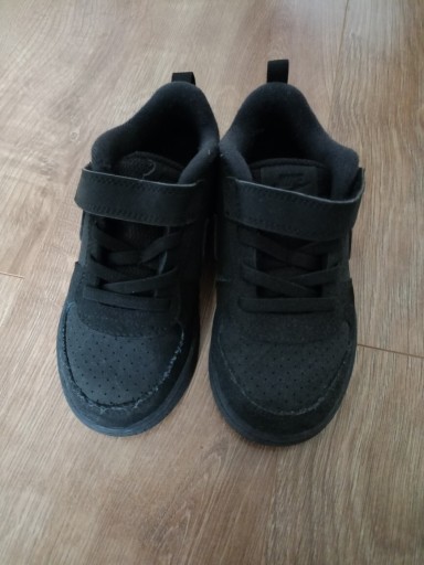 Zdjęcie oferty: Buty Nike Court borough rozmiar 26