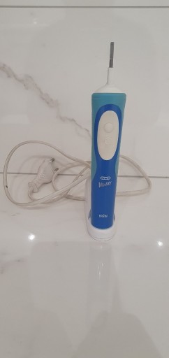 Zdjęcie oferty: Szczoteczka braun oral b vitality