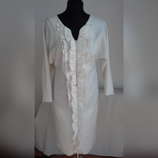 Zdjęcie oferty: Sukienka biała modny krój  kimonorozm 36 S 