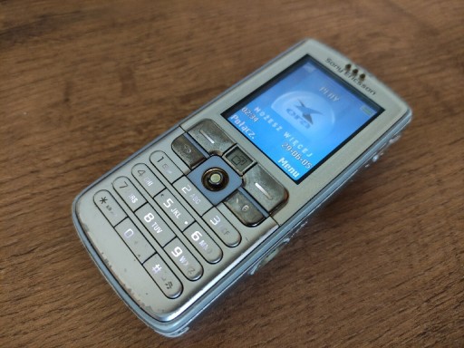 Zdjęcie oferty: Telefon komórkowy Sony Ericsson D750i Sprawny 