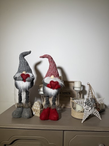 Zdjęcie oferty: Gwiazdorki świąteczne 50 cm, komplet 2 sztuki (szary i czerwony)